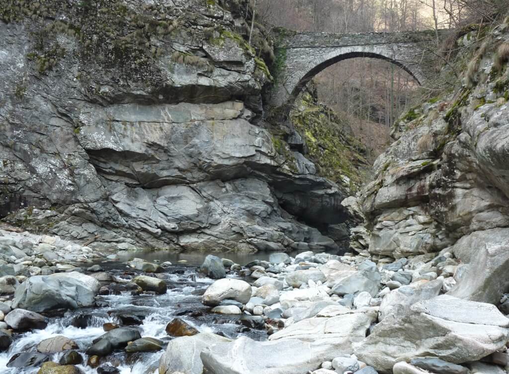 Torrente Anza - Ponte Colombetti