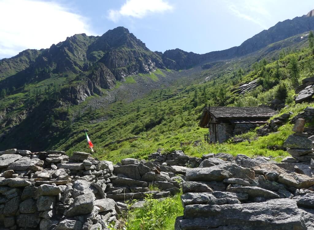 Rifugio Amici Della Val Moriana 1795 m