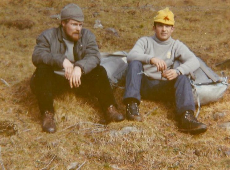 Adriano Frisinghelli e Guido Concina in Anti Contrabbando Verso l'alpe Matogno