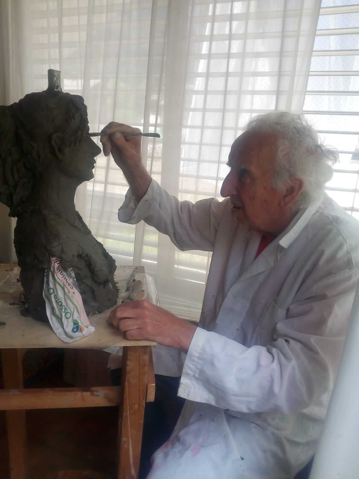 Gianni Radice Nel Suo Atelier