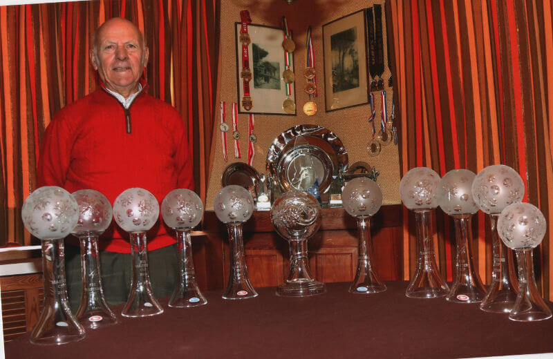 Alberto Corsi, con le sue Coppe Cristallo