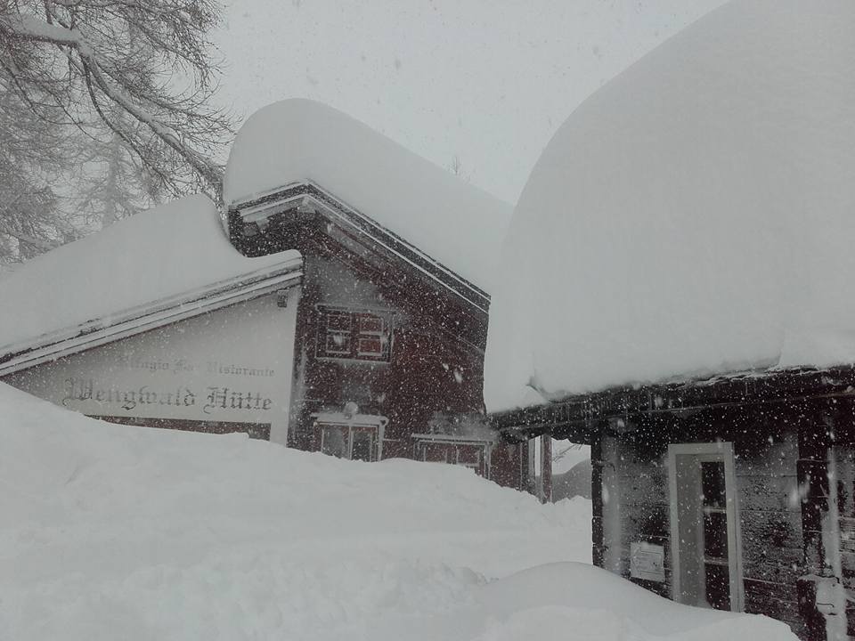 2018.01 Wengwald Hutte ph Filippo Besozzi 2018.01 Wengwald Hutte ph Filippo Besozzi