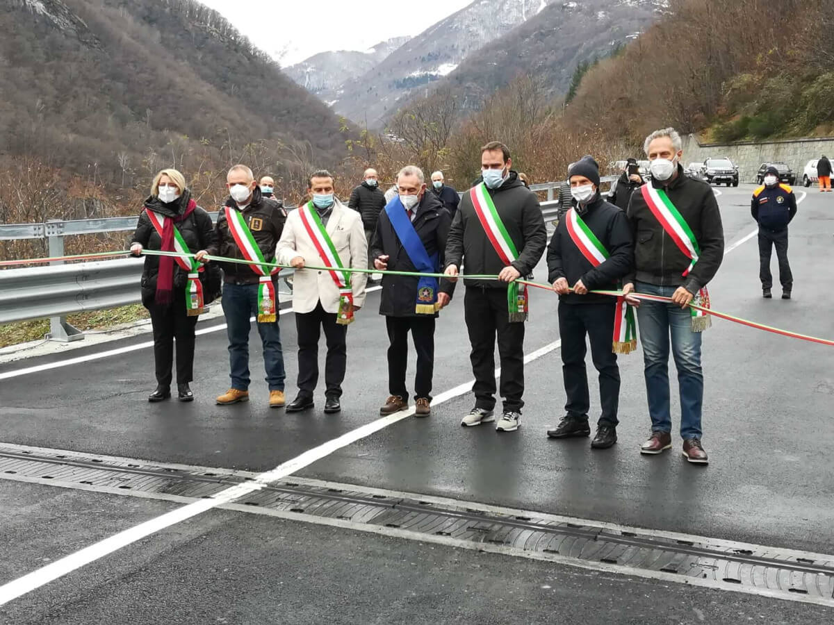 Pronti X Il Taglio Del Nastro