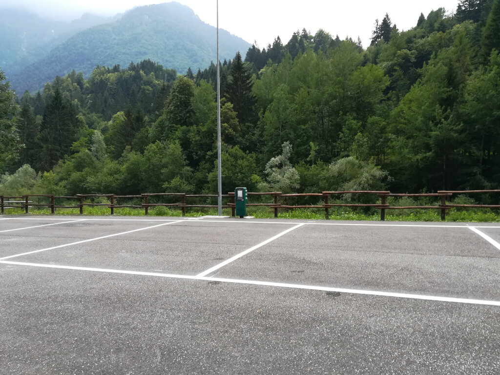 Moderna Area Camper E Parco Giochi A Pontegrande