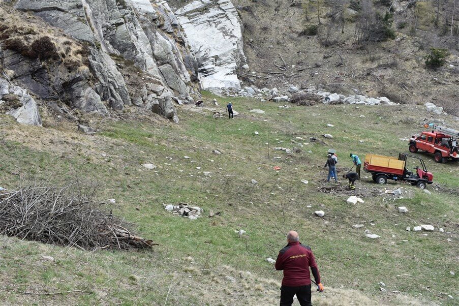 Macugnaga E Ceppo Morelli Giornata Ecologica A Tutto Campo