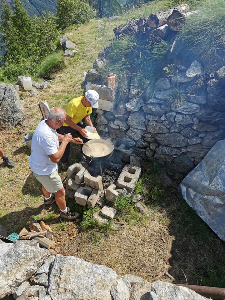 Si E Tenuto Il 33 Incontro Al Lavanchetto In Ricordo Dei Minatori