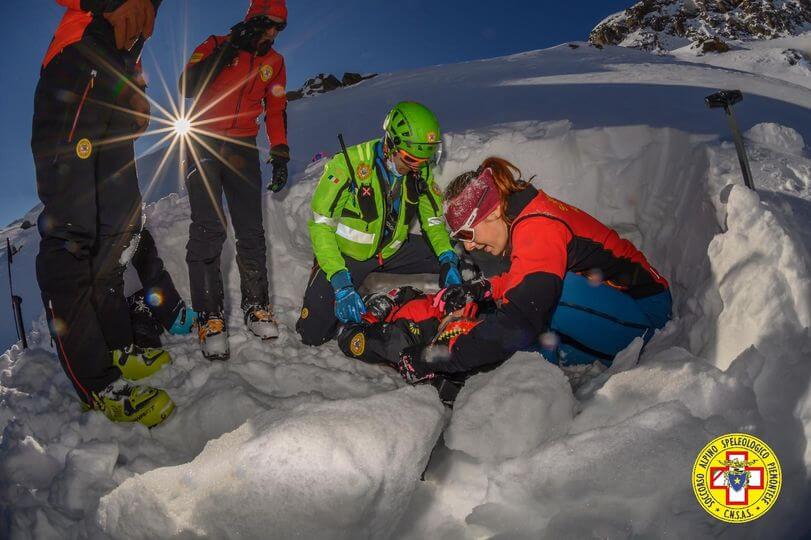 Soccorso Ambiente Montano Invernale Winter Mountain Rescue Course