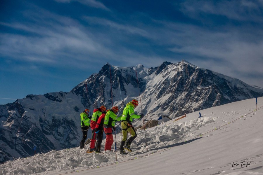 Addestramento Al Passo Del Moro Per La Squadra Del Soccorso Alpino Di Villadossola Antrona