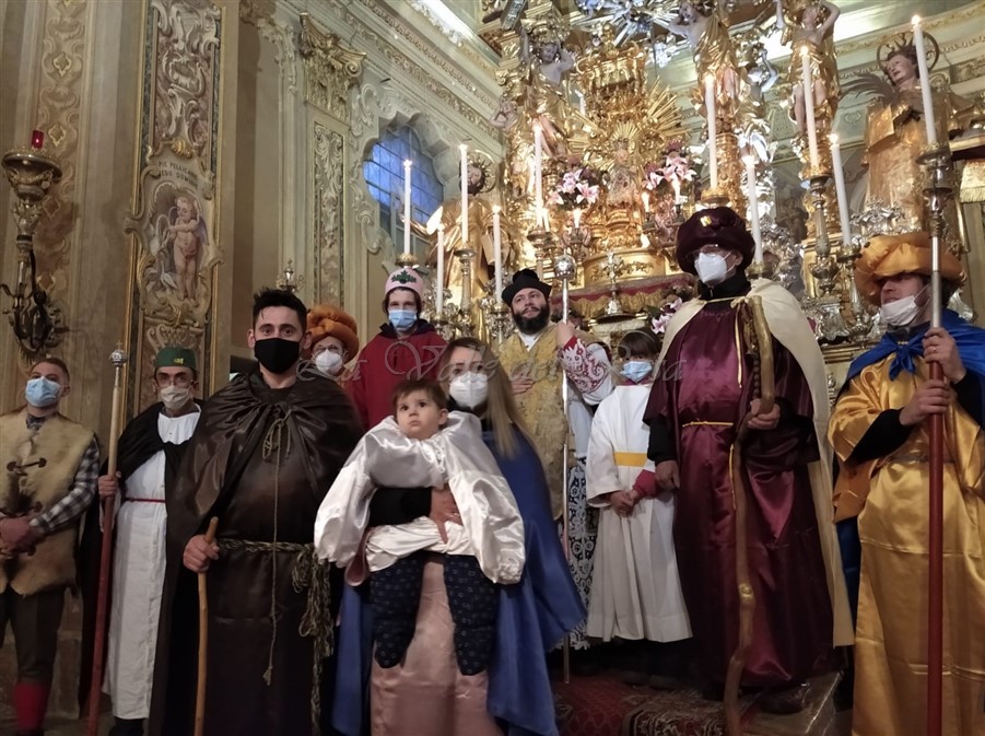 Bannio Celebrata La Festa Dul Bambin