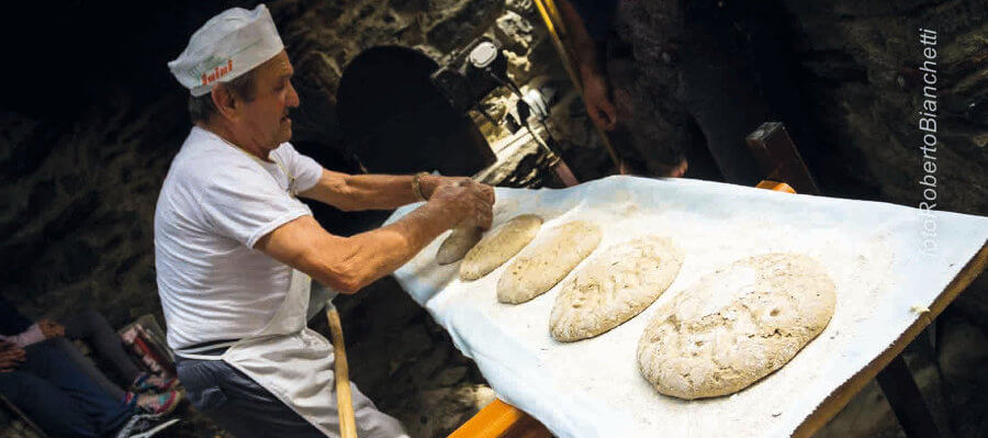 Lo Pan Ner, il Pane delle Alpi Lo Pan Ner, il Pane delle Alpi