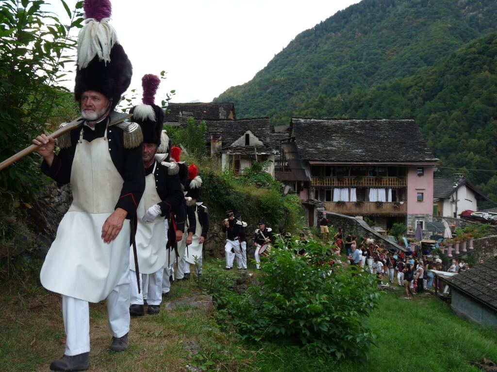Milizia Tradizionale Arrivano I Soldati