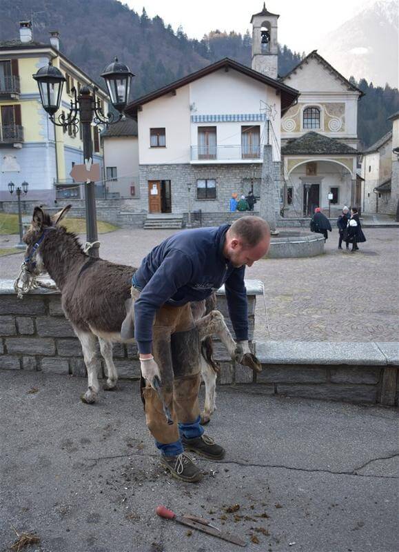 Bannio Festa Dul Bambin Presepe Vivente E Antichi Mestieri