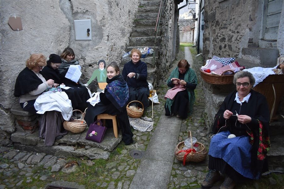 Bannio Festa Dul Bambin Presepe Vivente E Antichi Mestieri