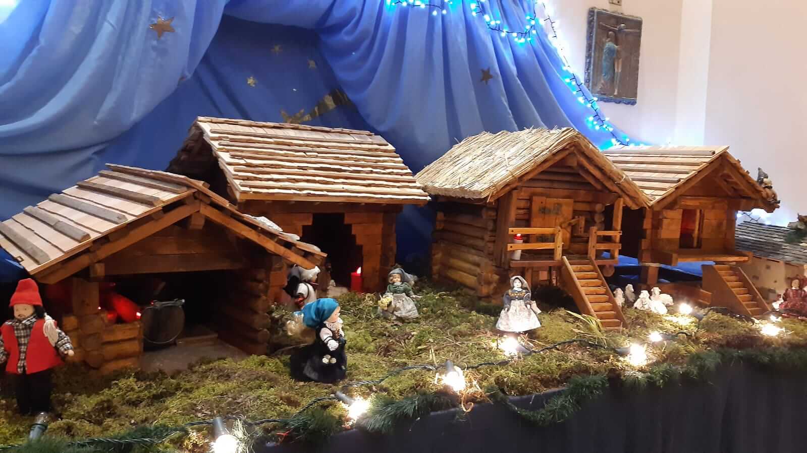 Presepe In Stile Walser Nella Chiesa Di Pecetto