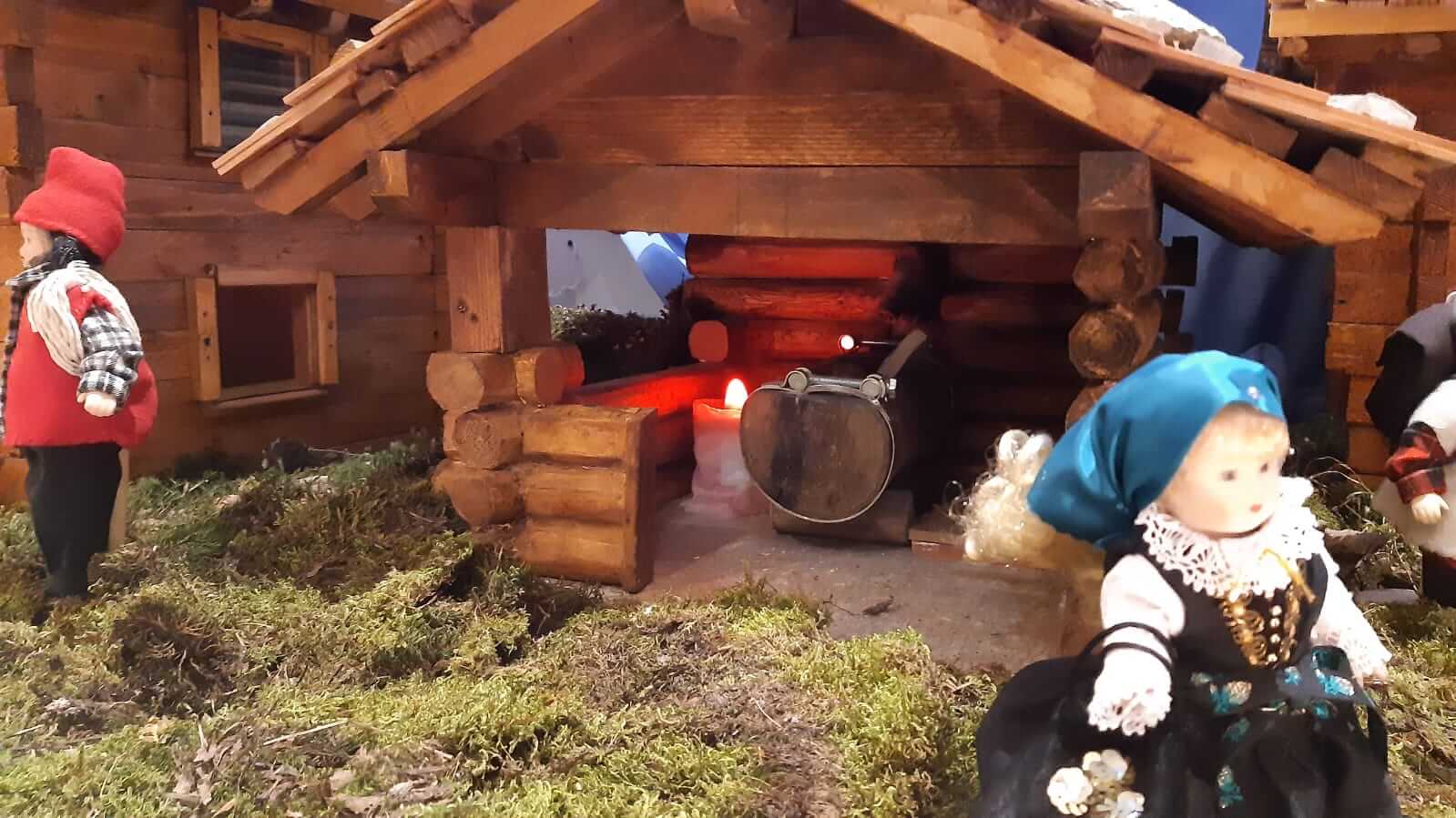 Presepe In Stile Walser Nella Chiesa Di Pecetto