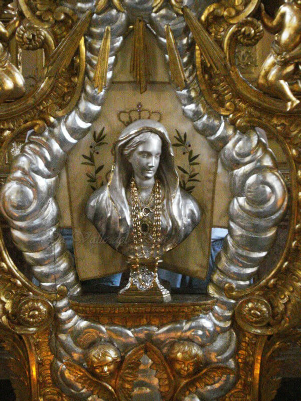 Una Preghiera Alla Madonna Invocando La Fine Della Pandemia 3