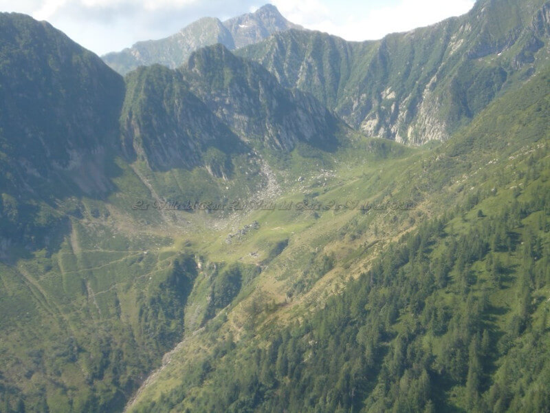 Valle Olocchia Gli Alpeggi Muti E Silenziosi Di Val Bianca E Olocchia