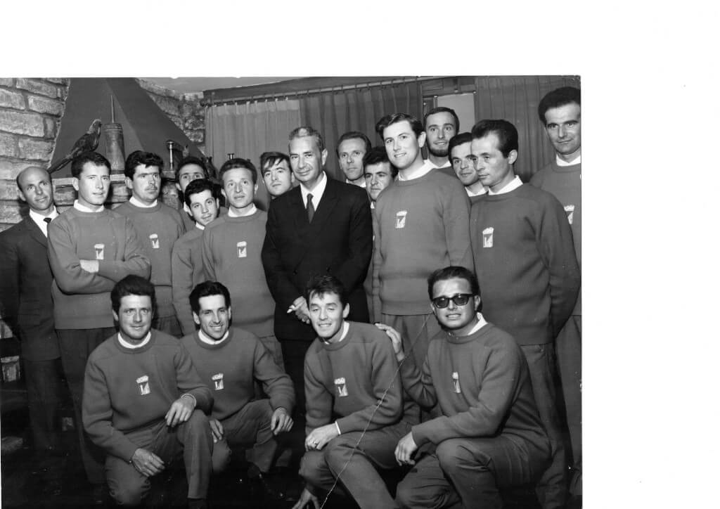1967 Il Coro Con Aldo Moro