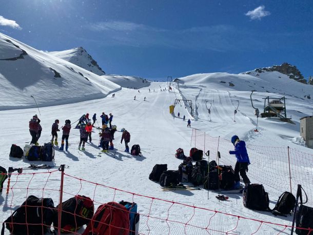 Debutta lo Sci Estivo al Passo del Moro