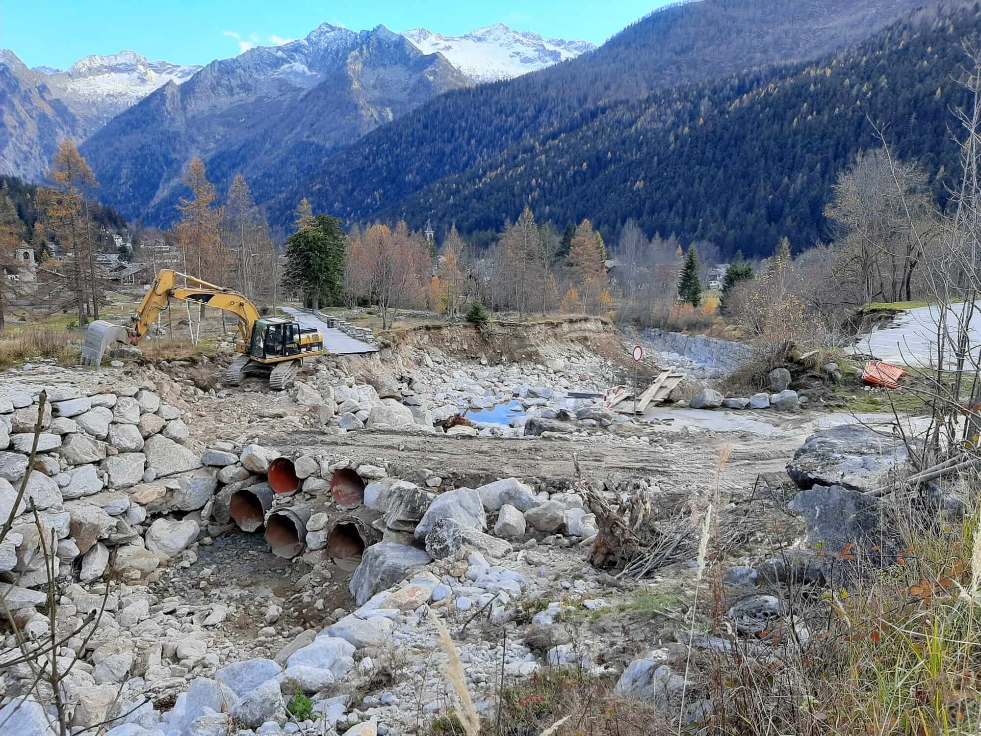 Macugnaga, lavori di ripristino sulla strada Dorf-Pecetto