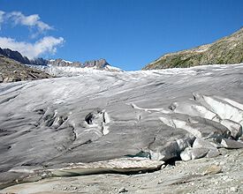 Vallese:il ghiacciaio del Rodano è stato ricoperto con teli