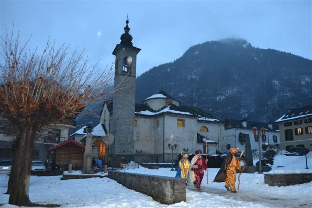 Bannio, rivive la tradizionale Festa dul Bambin
