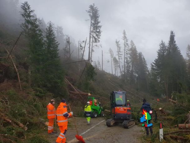 AIB Monterosa : soccorso nei paesi delle Dolomiti Bellunesi