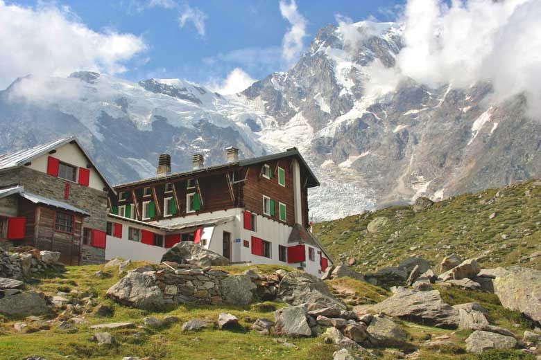 Iniziata la nuova stagione del rifugio Zamboni-Zappa