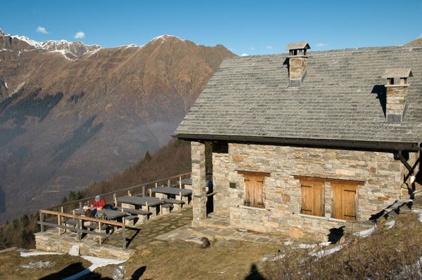 Giro ad anello sul Sentiero Italia con il CAI Macugnaga