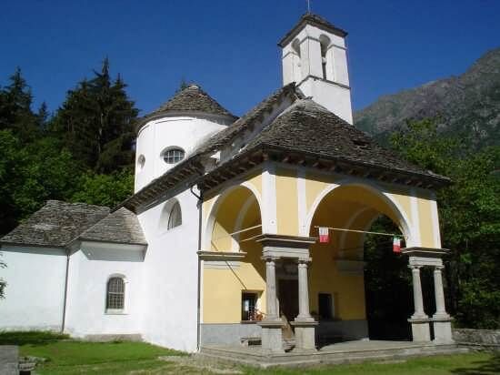 Sarà rifatto il tetto del Santuario della Madonna della Neve