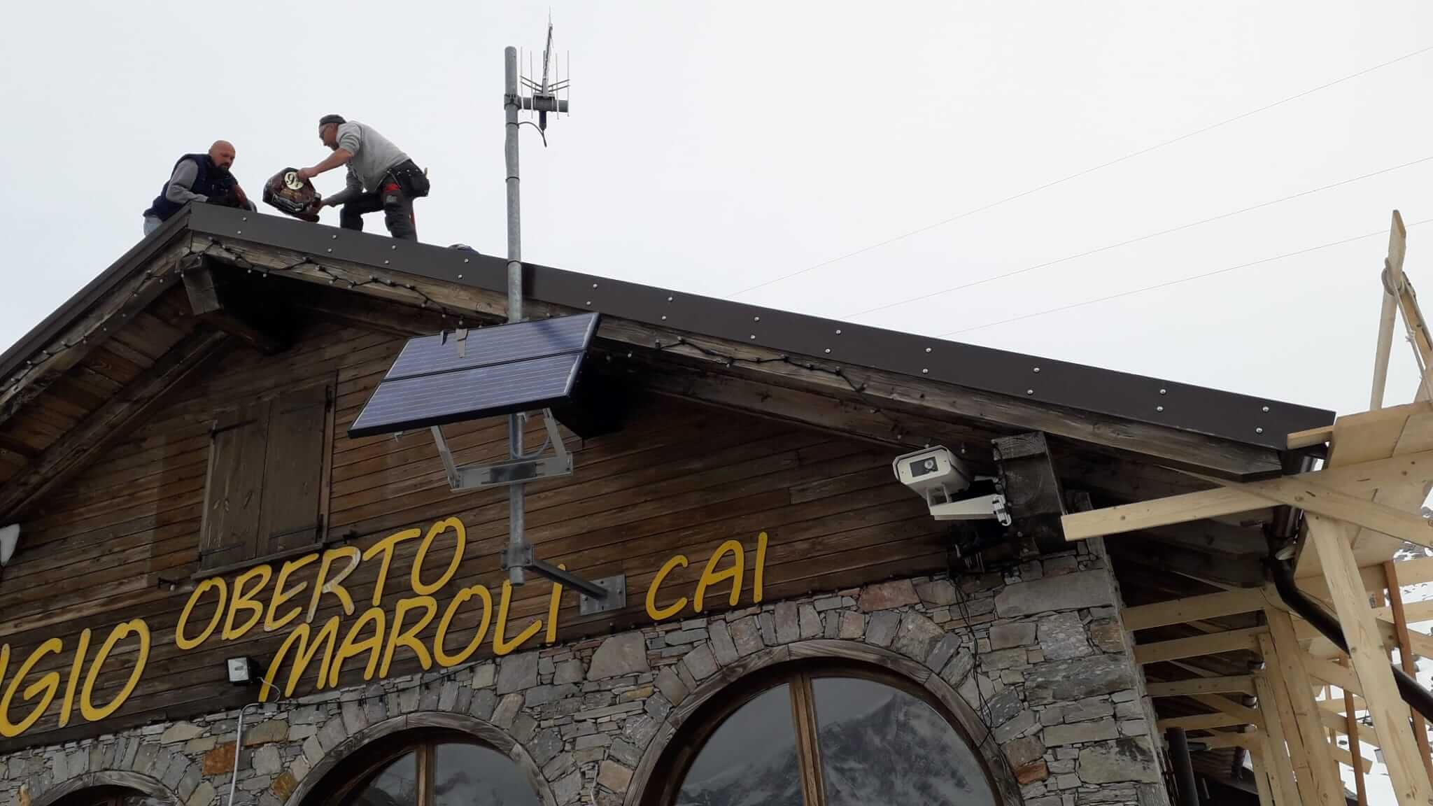 Ripristinato il tetto del rifugio Oberto