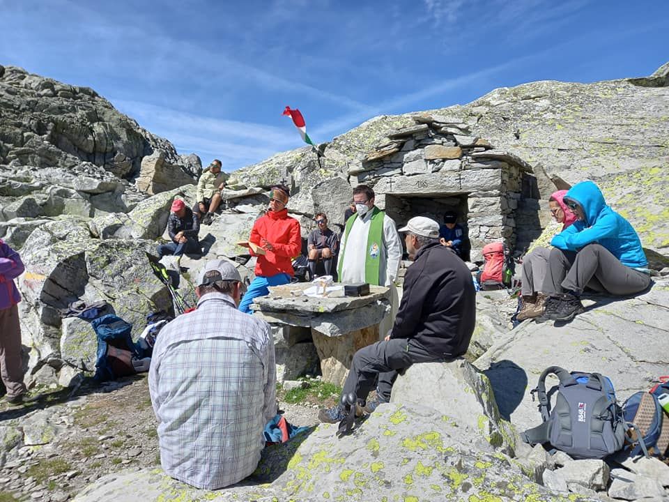 Al Passo di Mondelli, ricordati gli “spalloni”