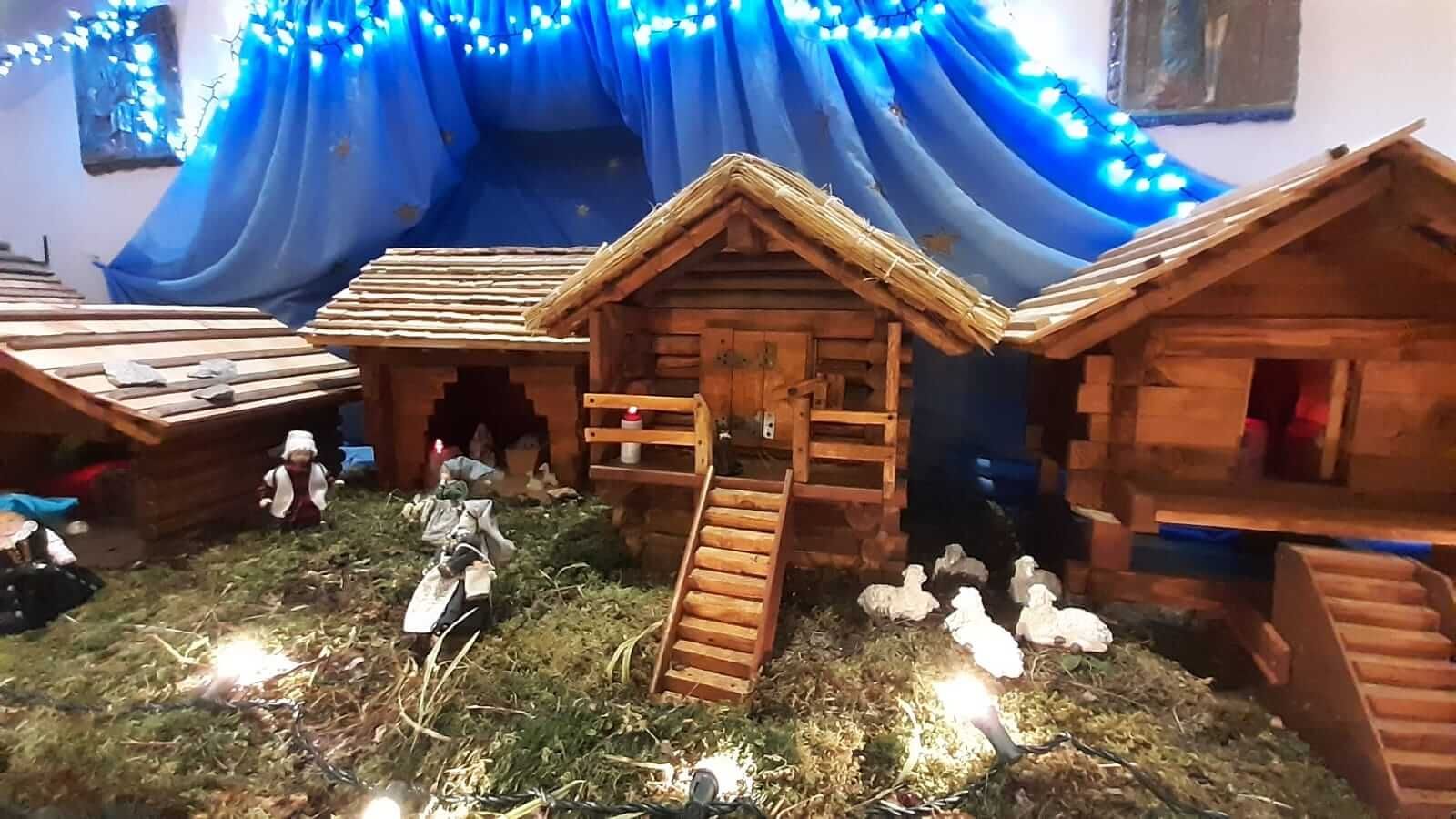 Presepe in stile walser nella chiesa di Pecetto