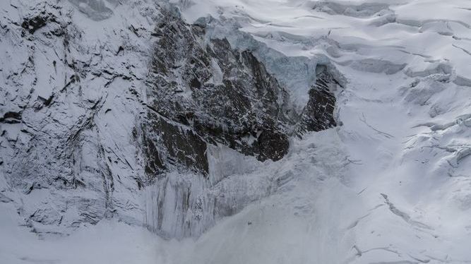 È crollato il ghiacciaio del Trift, sopra a Saas-Grund